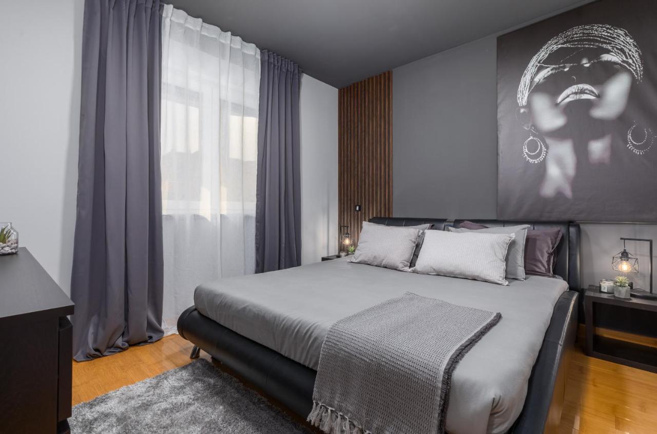 Lux Apartment Teo - New بولا المظهر الخارجي الصورة