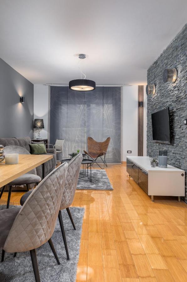 Lux Apartment Teo - New بولا المظهر الخارجي الصورة