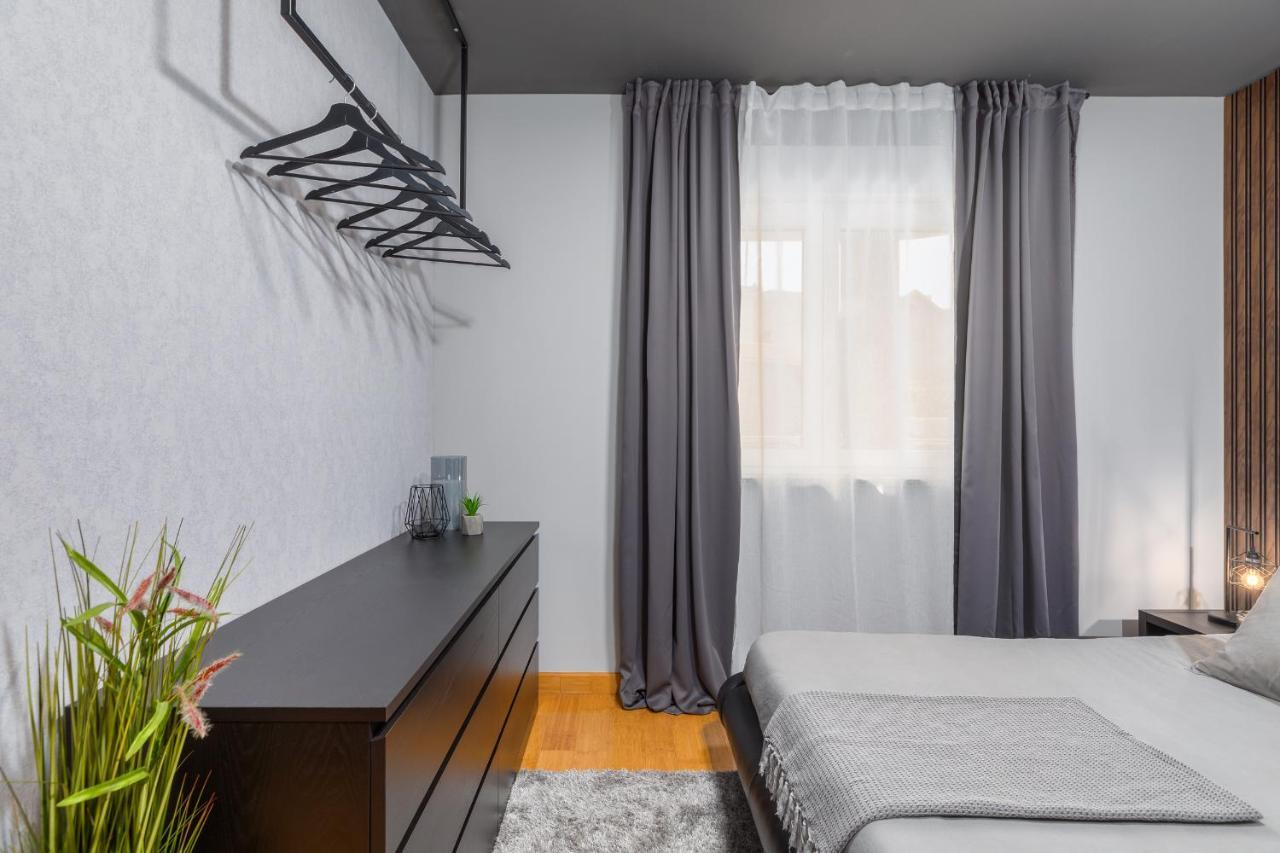 Lux Apartment Teo - New بولا المظهر الخارجي الصورة